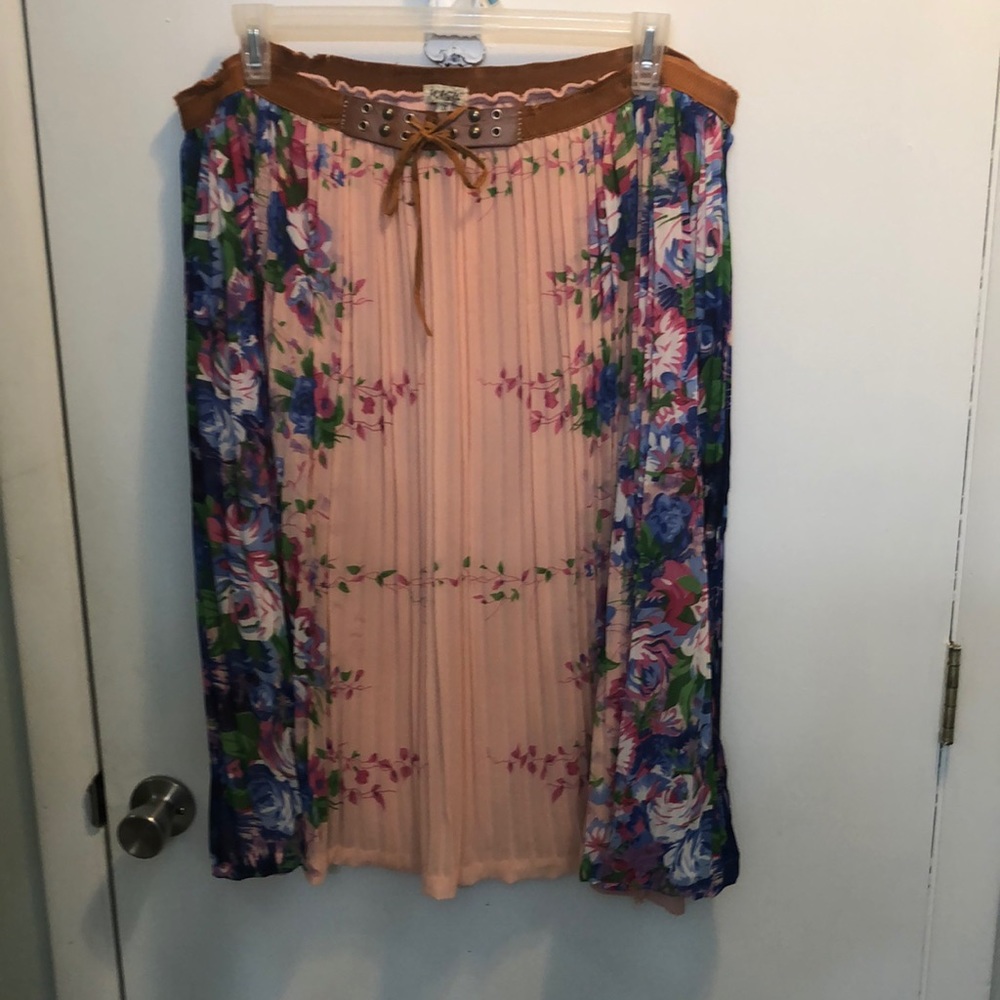 Boho pink and floral skirt